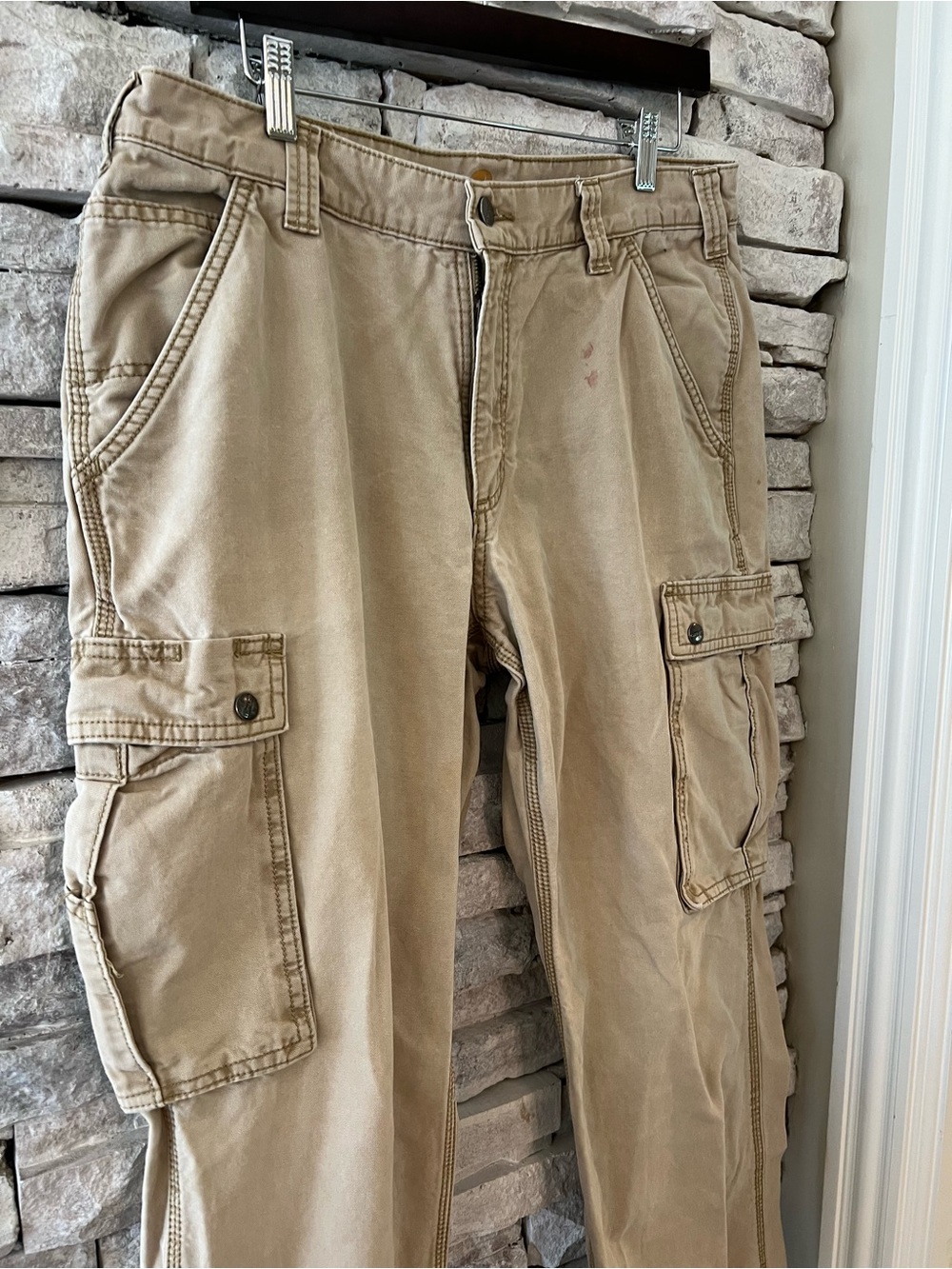 Carhartt Khaki Cargo Pants — Durable Everyday Workwear